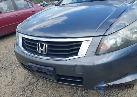2008 Honda Accord 2.4 Lx z USA, uszkodzony, nr VIN 1HGCP26388A046575